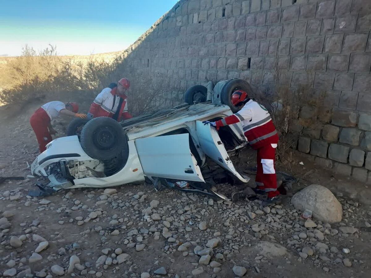 سقوط خودرو در بافت با ۳ کشته