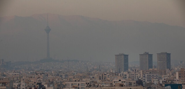 عضو کمیسیون بهداشت: در شاخص بالای آلایندگی مدارس و ادارات باید تعطیل شوند