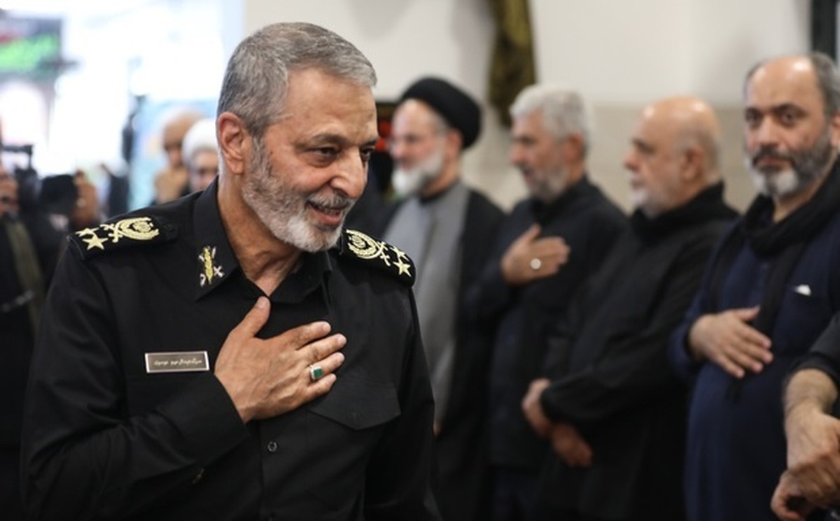 قدردانی سرلشکر موسوی از حضور مردم در تشییع ۳۰۰ شهید گمنام