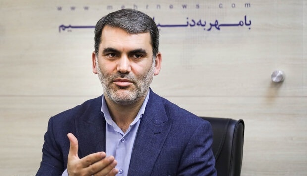 زنگنه: مجلس بودجه ۱۴۰۴ را کمتر از رقم پیشنهادی دولت تصویب کرد