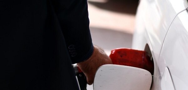 چرا خودروهای نوشماره باید از قیمت سوم بنزین استفاده کنند؟