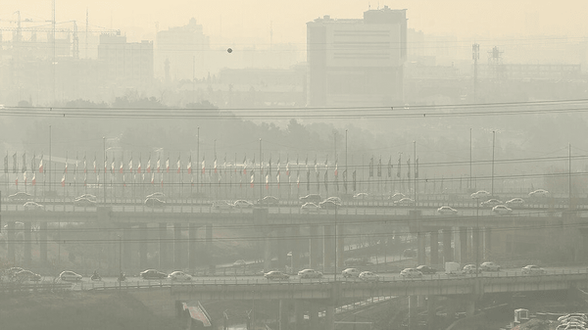 شاخص آلودگی به اختلاف خورد؛ یک تهران دو عدد!