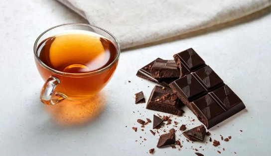 چای و کاکائو می‌توانند خطرات ناشی از نشستن طولانی مدت را خنثی کنند