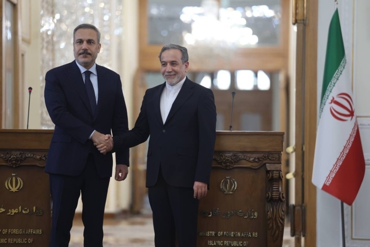 هاکان فیدان: ترکیه معتقد به حل اختلاف ایران و غرب از مسیر دیپلماسی و گفت‌وگو است