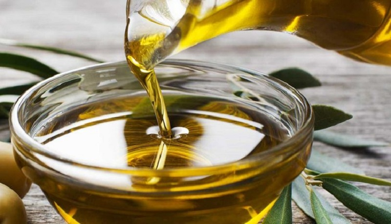 استفاده بیش از اندازه روغن زیتون چه بلایی سرتان می‌آورد