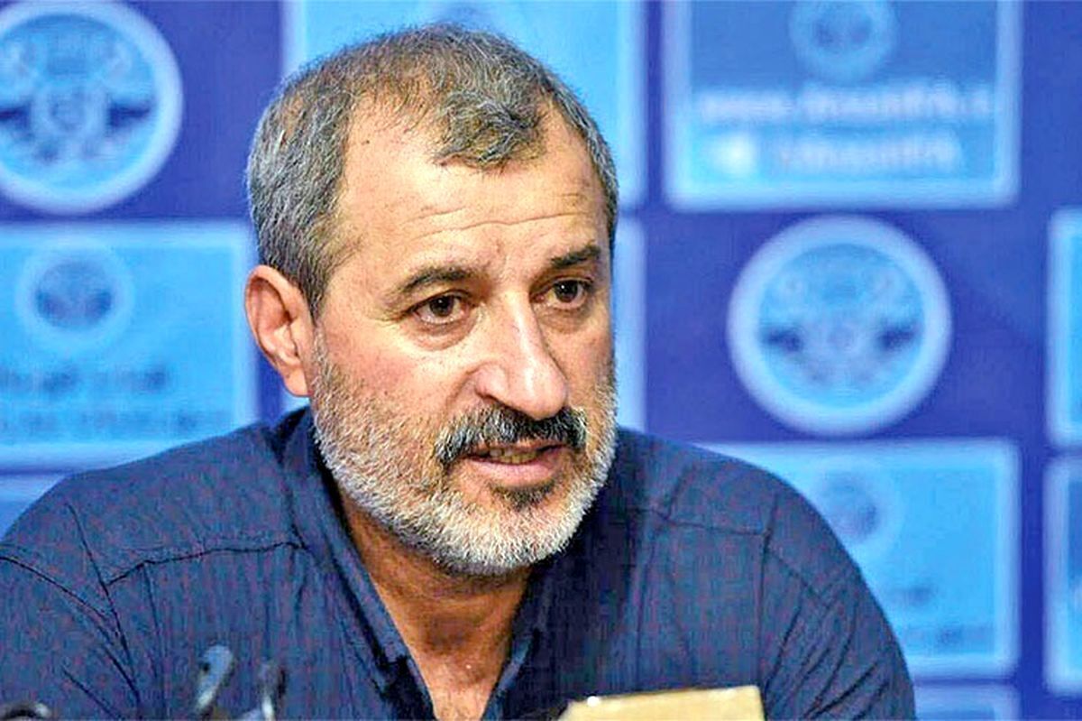 محمد مایلی کهن: از سیم‌کارت سفید و فوتبال حرف بزنم وضعیت درست می‌شود؟ /  به خیابان‌ها نگاه کرده‌اید؟ به مردمی که تا کمر در سطل‌های زباله خم شده‌اند!