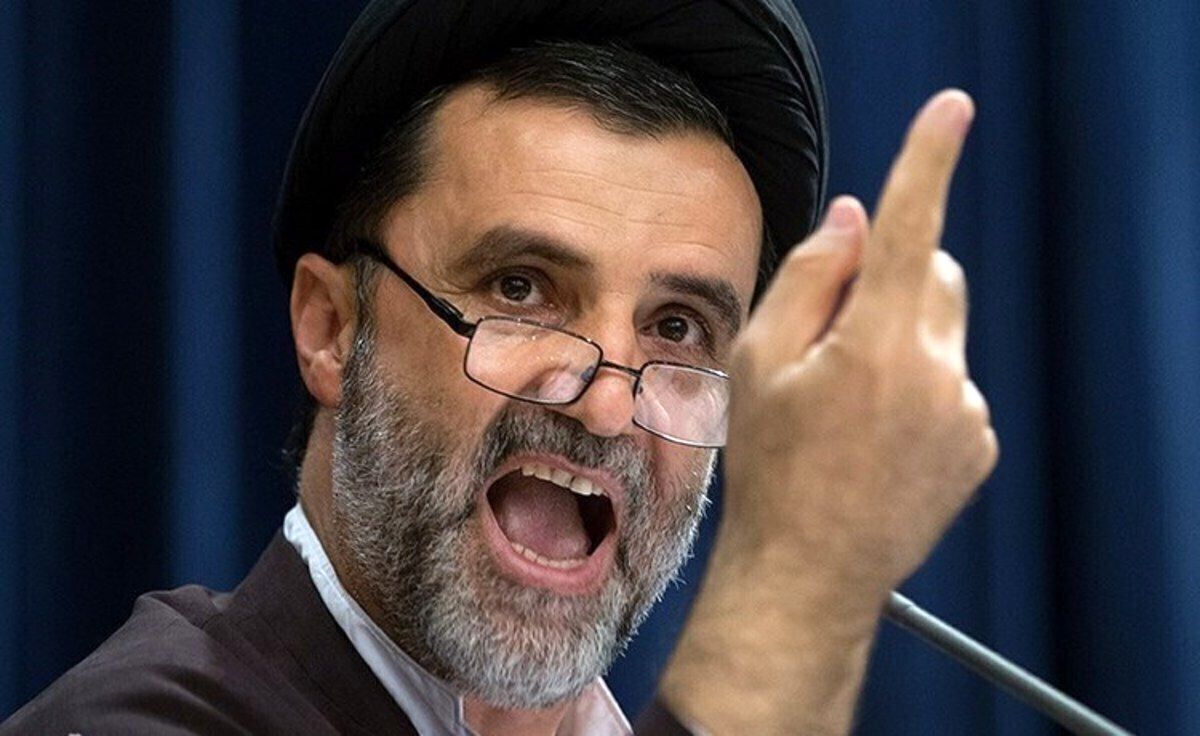 نبویان: مذاکره با آمریکا نه موجب رفع تحریم‌ها خواهد شد و نه مانع جنگ علیه ایران