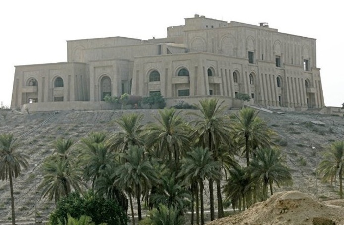 کاخ صدام در بابل
برخی از این کاخ‌ها پس از یورش نیروهای آمریکایی به عراق به هتل‌های لوکسی تبدیل شده و برخی دیگر از آنها در راستای نیازهای ارتش آمریکا مورد استفاده قرار گرفتند. یکی از این هتل‌ها به ساختمان بزرگترین سفارت آمریکا در جهان تبدیل شد.