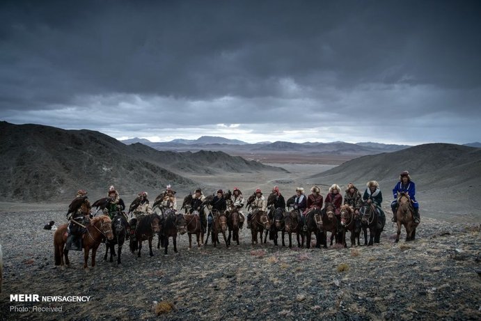 سوارکاران عقاب به دست مغولستان‎/تصاویر