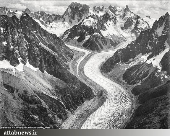 عکس هوایی گرفته شده از داخل بالن از فراز مونت بلانک فرانسه در سال ۱۹۰۹ میلادی توسط عکاسی سوئیسی. امروز از این عکس برای بررسی روند آب شدن یخچال‌های طبیعی استفاده می‌شود. 