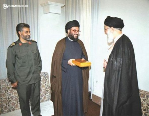 رهبری، قاسم سلیمانی و سید حسن نصرالله در یک قاب