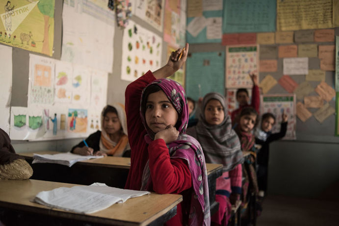 مدرسه برای کودکان خیابانی در کابل
