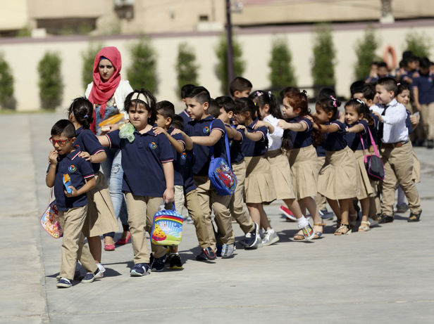 لباس مدرسه دانش آموزان در عراق
