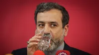 عراقچی: برجام در آی‌سی‌یو است/احتمال خروج ایران از برجام در هفته‌های آینده وجود دارد