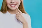 روکش دندان چقدر عمر می‌کند و چه زمانی باید تعویض شود؟