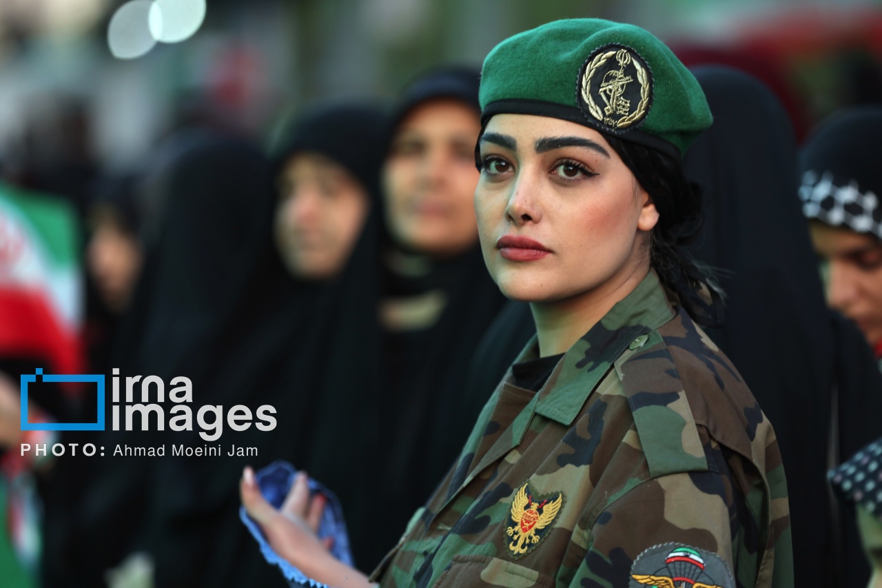 مراسم راهپیمایی دختران «جان‌فدای ایران»، ظهر جمعه (۲۸ فروردین ۱۴۰۵) از میدان امام حسین (ع) تا میدان انقلاب برگزار شد.