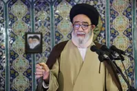 امام جمعه تبریز: غرب چاره‌ای جز بازگشت به مذاکره با ایران ندارند/ نتیجه مذاکرات در سفره مردم تاثیرگذار باشد