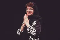 فیلم| رقص رپریِ ناهید مسلمی در «جوکر»