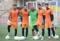 سبک جالب و متفاوت مربی دروازه‌بان‌های پرسپولیس