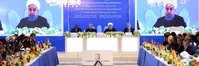رئیس‌جمهور: اسلام دین مردمسالاری و صلح است نه جنگ/ هیچ کشور اسلامی‌ را رقیب خود نمی‌دانیم/ فرافکنی مشکلات داخلی به بیرون نمی‌تواند خشونت را از میان بردارد