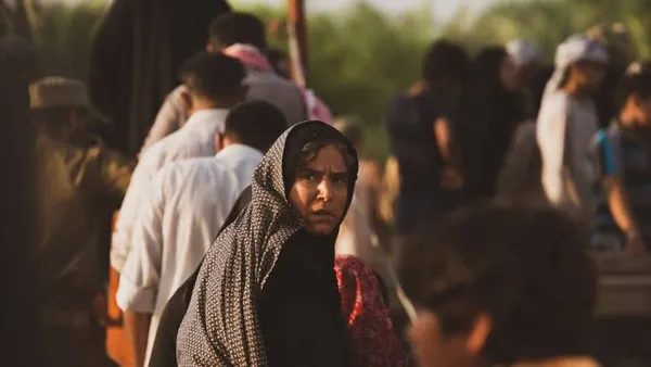 فیلم "یدو" به کارگردانی: مهدی جعفری و تهیه&zwnj;کنندگی: محمدرضا مصباح است.

جعفری در این فیلم که در گونه دفاع مقدس و کودک و نوجوان است، اولین ماه&zwnj;های جنگ تحمیلی را در آبادان در حال محاصره به تصویر کشیده است.

محمدرضا مصباح تهیه&zwnj;کننده، علی درخشنده مجری طرح و برنامه&zwnj;ریز، مهین عباس&zwnj;زاده و مهدی جعفری نویسندگان این اثر بلند هستند.

ستاره پسیانی، اکبر اودود، سعید آلبوعبادی، میلاد صویلاوی، محمدمهدی آلبوعلی، ریحانه آریامنش، عبدالحلیم تقلبی، حسین پوریده، رضا نوری، طاهره نیک&zwnj;آزاد، مسعود جلالی، معید رامی، مائده رامی، یاسین مسعودی، احمد مسافری و... در این فیلم ایفای نقش می&zwnj;کنند.

فیلم &laquo;یدو&raquo; در راستای مشارکت راهبردی کانون و بنیاد سینمایی فارابی در حوزه سینمای کودک تولید می&zwnj;شود.

مهدی جعفری کارگردان فیلم &laquo;23نفر&raquo; پیش&zwnj;تر نیز 2 فیلم مستند کوتاه &laquo;هر کجا برم آسمان مال من است&raquo; و &laquo;همه روزهای خوب&raquo; را با تهیه&zwnj;کنندگی کانون پرورش فکری کودکان و نوجوانان ساخته است.