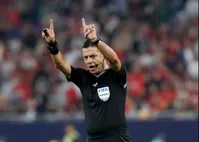 فغانی: پنالتی اشتباه علیه استقلال و پرسپولیس!
