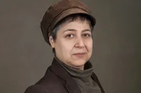 مازیار لرستانی بعد از عملش در پشت صحنه تئاتر/عکس