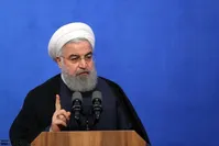 روحانی: تندروها جامعه را با مشکل مواجه می‌کنند| می‌توان از برجام خارج شد اما ثمری نخواهد داشت