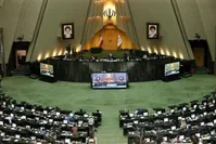 چه کسانی جلوی استیضاح سنگ می‌اندازند؟
