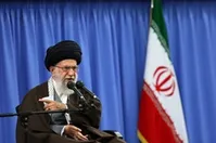 رهبر انقلاب: اگر آمریکایی‌ها برجام را پاره کردند ما آن را آتش می‌زنیم