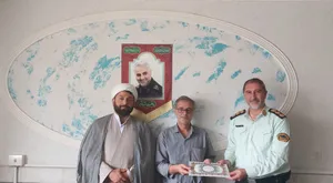تقدیر فرمانده انتظامی میانه از خبرنگار آفتاب نیوز

 