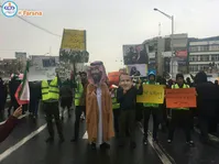 عکس| حضور نمادین «جلیقه‌زردها» در راهپیمایی 22 بهمن