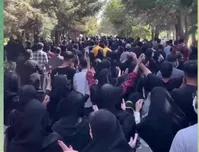ادامه اعتراضات دانشجویان در دانشگاه‌های کشور| آزادی برخی دانشجویان