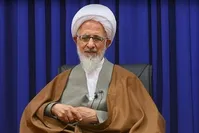 آیت‌الله جوادی آملی: طهارت و بزرگی در جَیب خالص است نه در جِیب اختلاس!