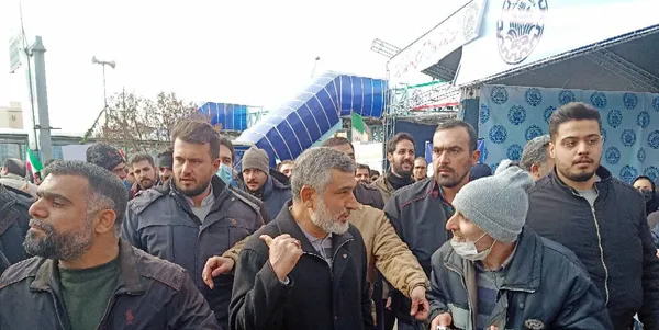 حضور سردار حاجی زاده در راهپیمایی
