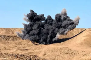 احتمال شنیدن صدای انفجار در جنوب اصفهان