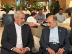 وزیر اقتصاد وارد هند شد