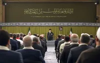 رهبر انقلاب: دشمنان مطمئن بودند که جمهوری اسلامی چهل سالگی خود را نخواهد دید، اما به کوری چشم آن‌ها پیشرفت ایران متوقف نشد