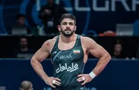 محمدحسین محمدیان ضربه فنی شد/ نایب قهرمانی ایران با ۲ طلا، ۳ نقره و ۲ برنز