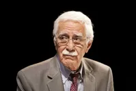 ایرج پزشک‌زاد، خالق رمان «دایی‌جان ناپلئون» درگذشت