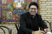 خواننده‌ای که در شهر خود اجازه اجرای کنسرت ندارد