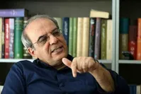 کنایه عباس عبدی به رئیسی، مجلس و زاکانی