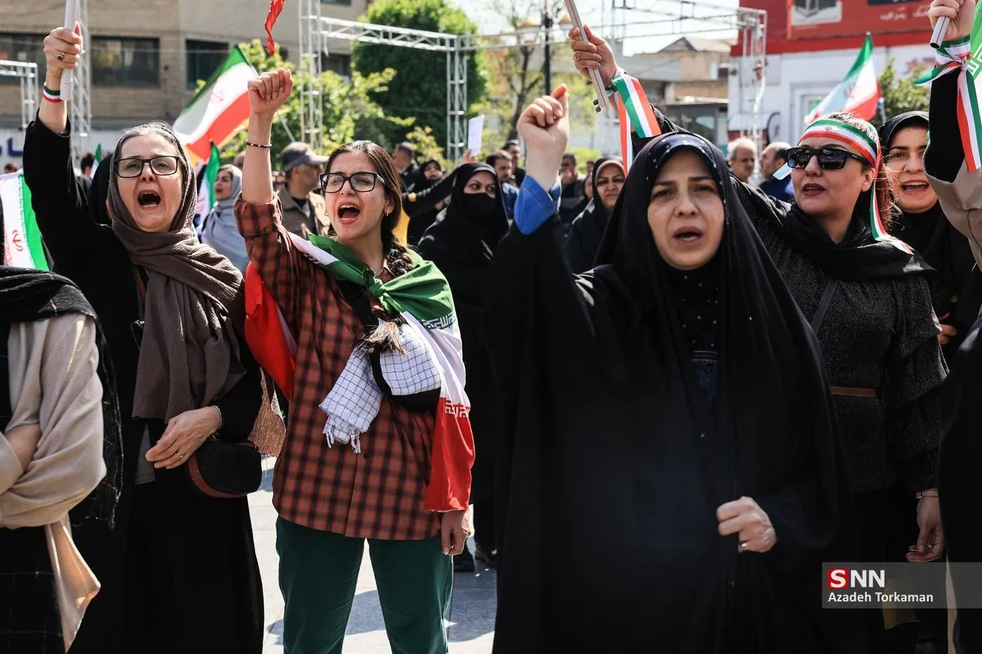 مراسم راهپیمایی دختران «جان‌فدای ایران»، ظهر جمعه (۲۸ فروردین ۱۴۰۵) از میدان امام حسین (ع) تا میدان انقلاب برگزار شد.