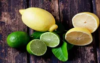 این میوه منبع اصلی ویتامین C است