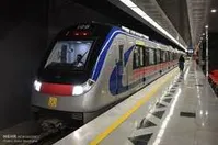 نصب بنر‌های ارشادی بدحجابی در مترو تهران