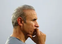 گل‌محمدی: شش بار قهرمان شدیم، هزار تومان پاداش نگرفتیم!