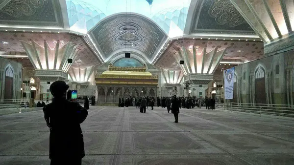 مرقد مطهر امام