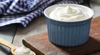 خوردن ماست با این شرایط باعث ایجاد انواع بیماری می‌شود