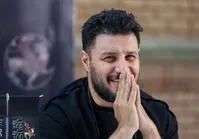 این عکس جواد عزتی جنجالی و خبرساز شد