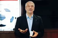کفاشیان: از ۶ سفارت به من «مربی تیم ملی» پیشنهاد شد